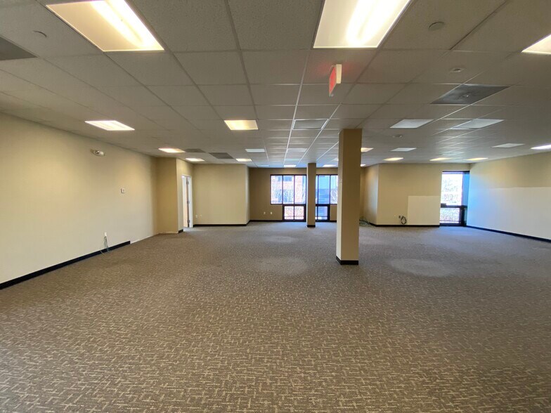 More Photos Of 943 Glenwood Station Ln, Charlottesville Medical For Lease