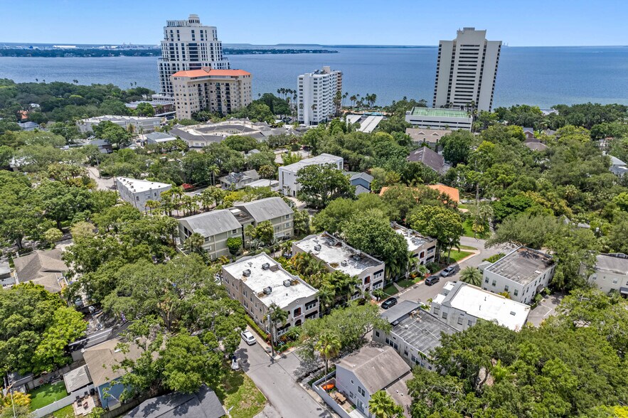 More Photos Of 1404 S Bay Villa Pl, Tampa Apartments For Sale