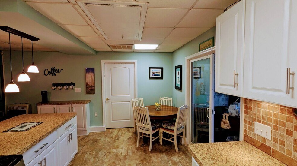 More Photos Of 10273 Deal Island Rd, Deal Island Marina For Sale