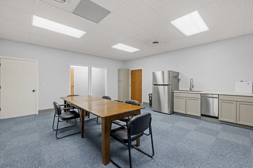 More Photos Of 46 S Main St, Concord Office For Sale