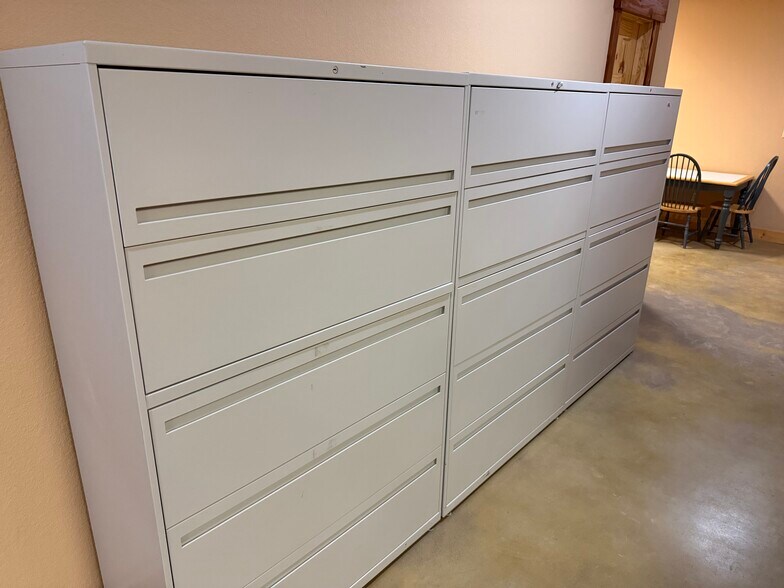 More Photos Of 1274 Blake Rd, Conroe Office For Lease