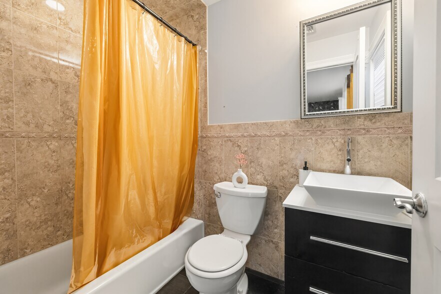 More Photos Of 480 Walker St, Fairview Apartments For Sale