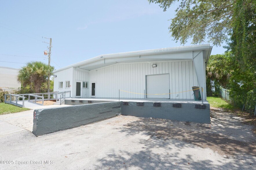 More Photos Of 425 S Wickham Rd, Melbourne Flex For Sale