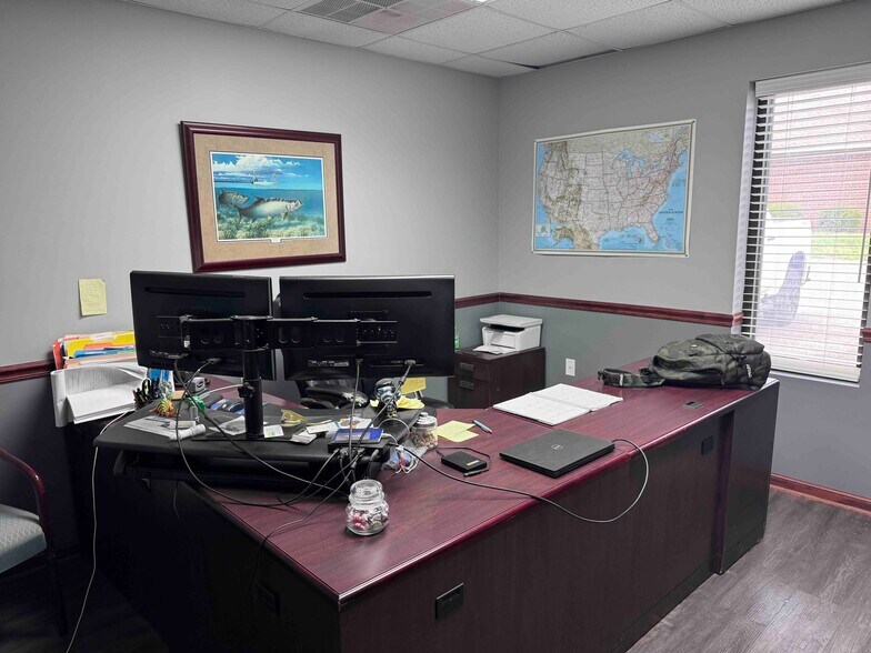 More Photos Of 163 Associates Ln, Indian Trail Warehouse For Lease