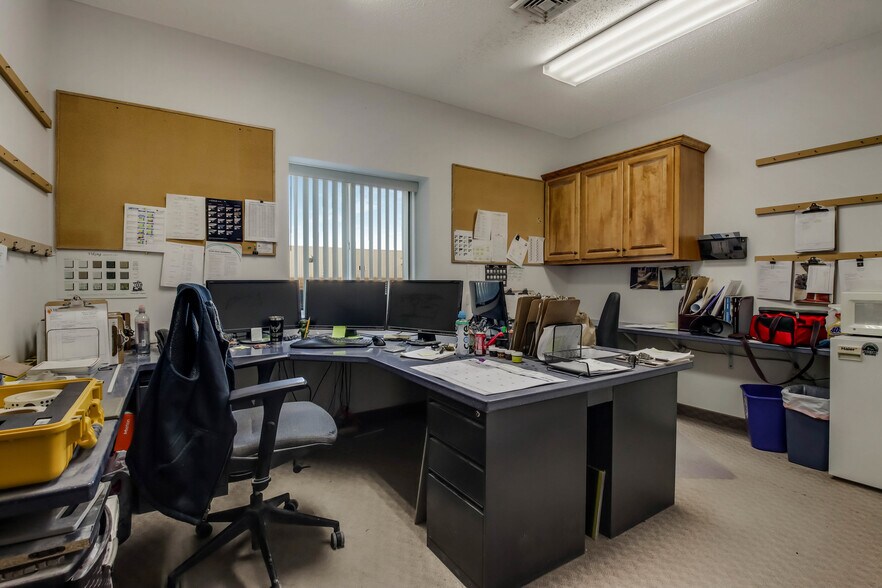 More Photos Of 653 Tower Dr, Cadott Manufacturing For Sale