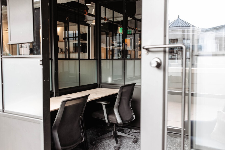 More Photos Of 10-35 N Rio Grande St, Salt Lake City General Retail For Lease