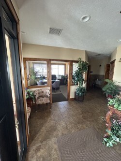 More Photos Of 4211 S Limit Ave, Sedalia Auto Dealership For Lease