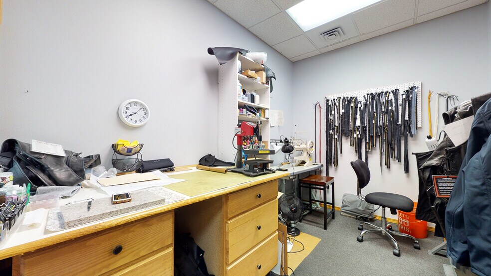 More Photos Of 4018 W Clearwater Ave, Kennewick Office For Lease