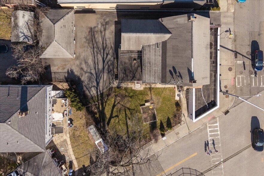 More Photos Of 49 LAKE St, West Harrison Restaurant For Sale