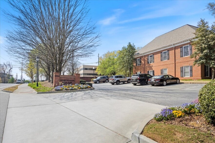 More Photos Of 5064 Roswell Rd, Atlanta Office Residential For Sale