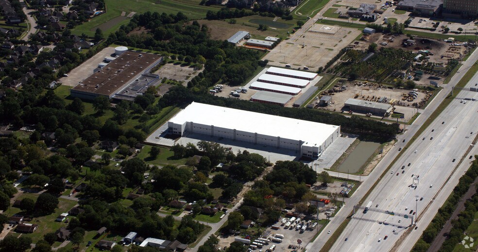 More Photos Of 21420 Northwest Fwy, Cypress Distribution For Lease