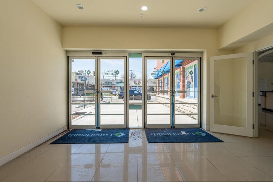 More Photos Of 4733 N Kedzie Ave, Chicago Storefront For Sale