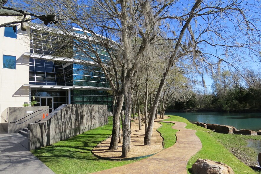 More Photos Of 1177 Enclave Pky, Houston Medical For Lease