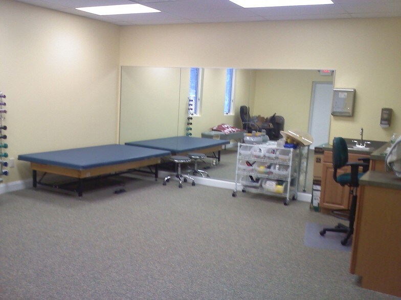 More Photos Of 526 Bloomfield Ave, Caldwell Medical For Lease