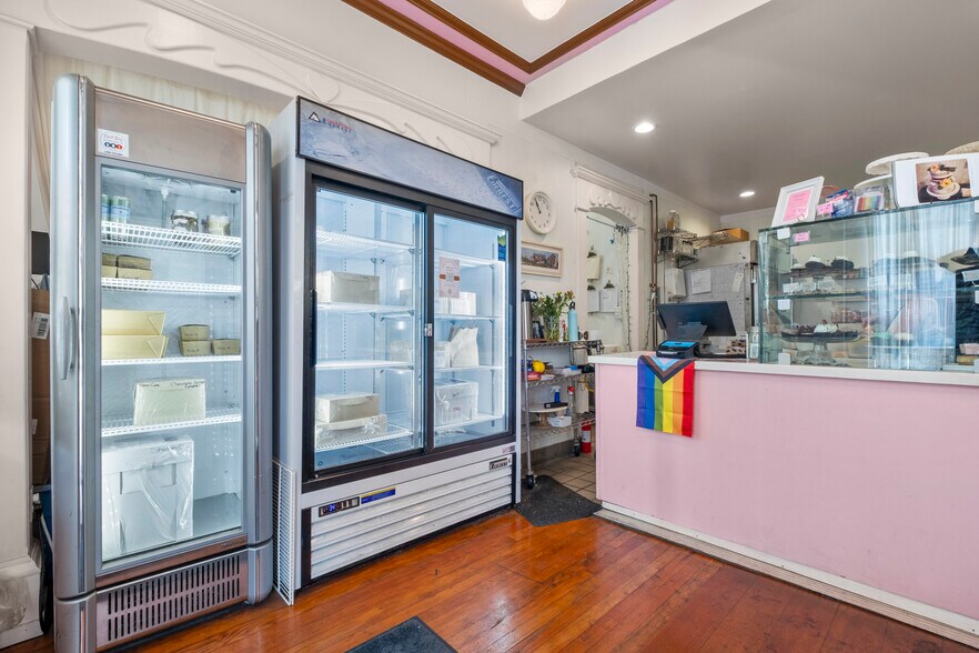 More Photos Of 745 5th St, Oakland General Retail For Sale