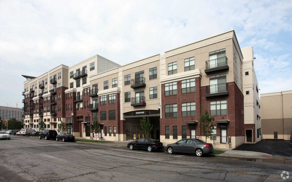 More Photos Of 310 W Michigan St, Indianapolis Apartments For Lease
