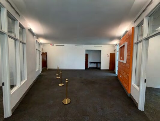 More Photos Of 1640 W Fullerton Ave, Chicago Bank For Sale