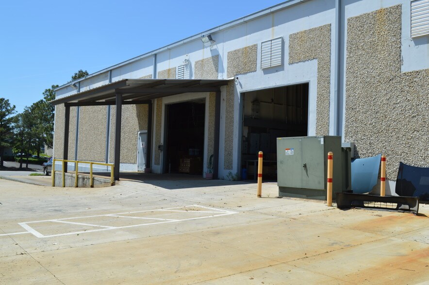 More Photos Of 4130 Senator St, Memphis Warehouse For Lease