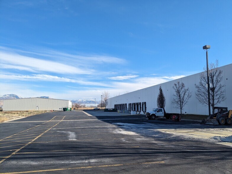More Photos Of 5742 Harold Gatty Dr, Salt Lake City Manufacturing For Lease