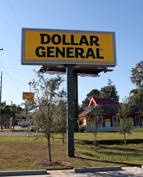 More Photos Of 2158 Dauphin Island Pky, Mobile Freestanding For Lease