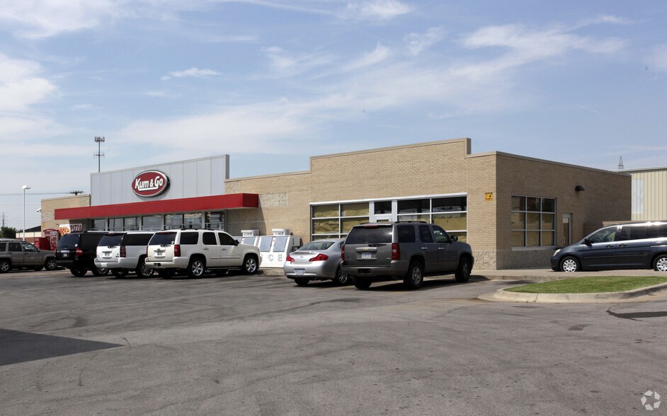 More Photos Of 10603 E 86th St, Owasso Convenience Store For Sale