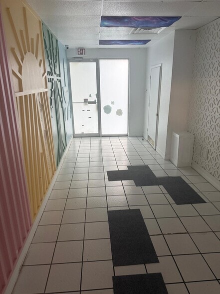 More Photos Of 2947 S Florida Ave, Lakeland General Retail For Lease
