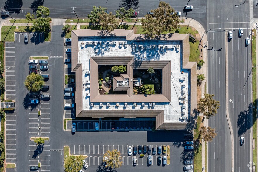 More Photos Of 222 N Mountain Ave, Upland Office For Lease