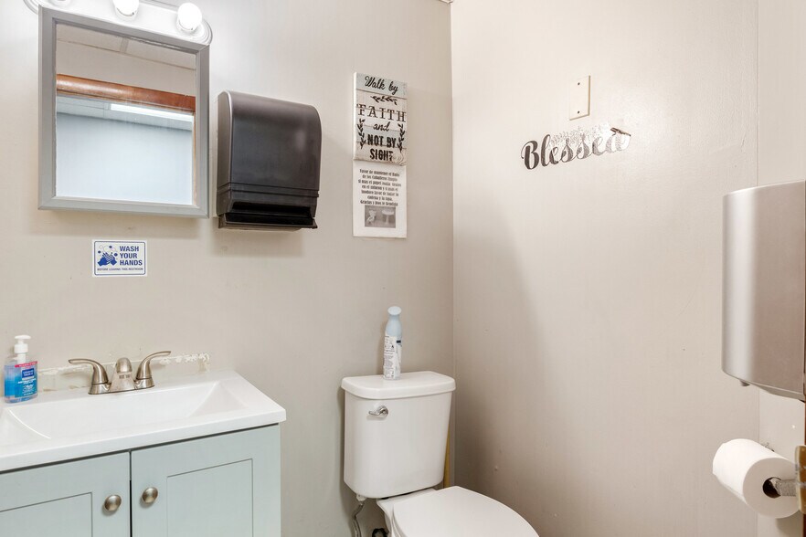 More Photos Of 1 C St, Framingham Religious Facility For Sale