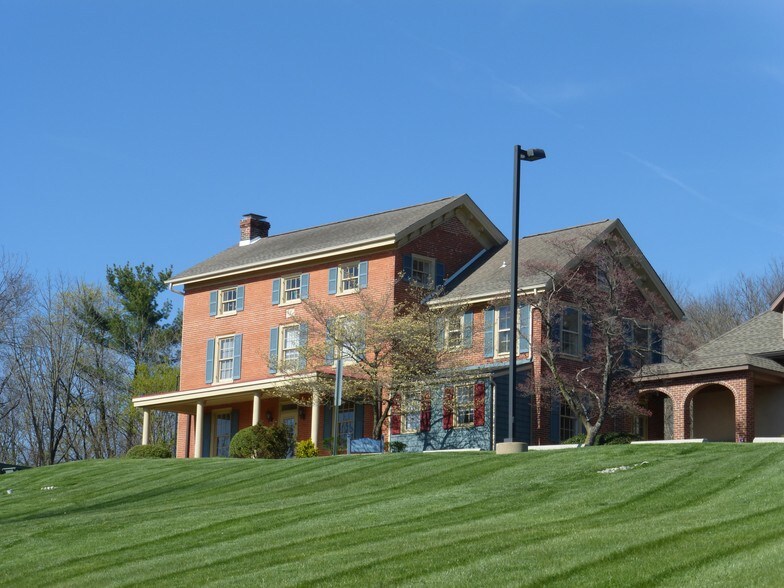 More Photos Of 11 Duane Rd, Doylestown Office For Sale