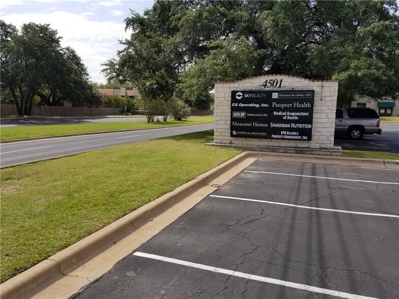 Primary Photo Of 4501 Spicewood Springs Rd, Austin Medical For Lease