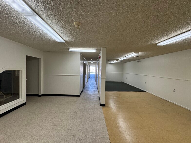 More Photos Of 5315 Denker Ave, Los Angeles Storefront Retail Office For Lease