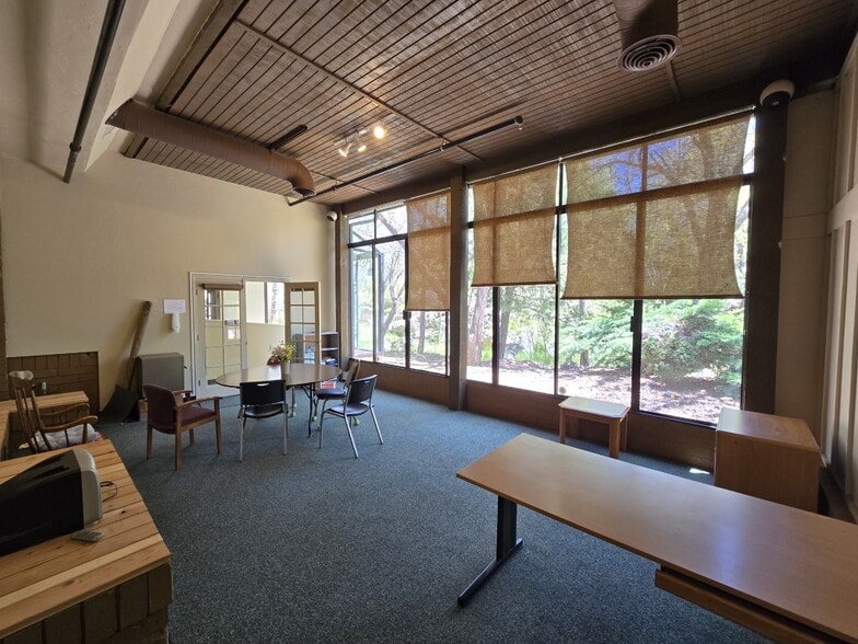 More Photos Of 195 Plaza Dr, Prescott Medical For Sale