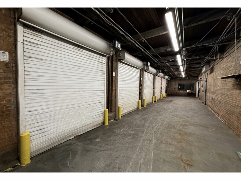 More Photos Of 2150 W Carroll Ave, Chicago Food Processing For Sale