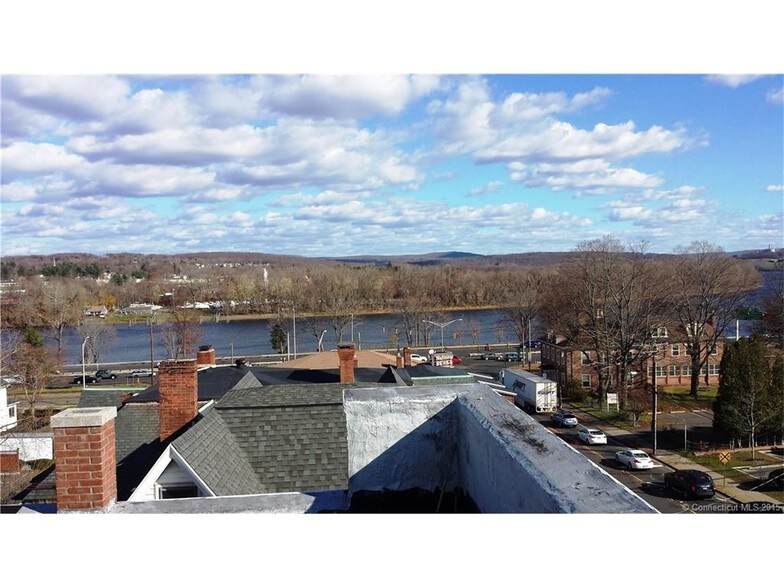 More Photos Of 54 Washington St, Middletown Office For Sale