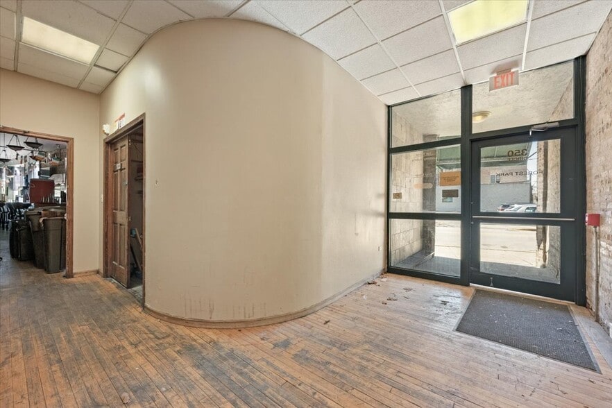 More Photos Of 7321 Madison St, Forest Park Restaurant For Sale