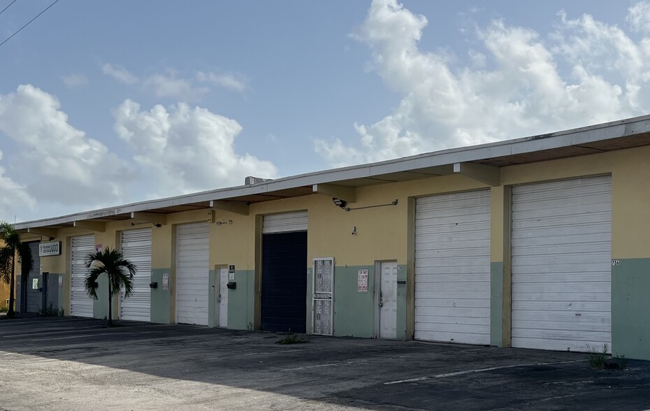 Primary Photo Of 704-718 NW 6th Ave, Fort Lauderdale Warehouse For Lease