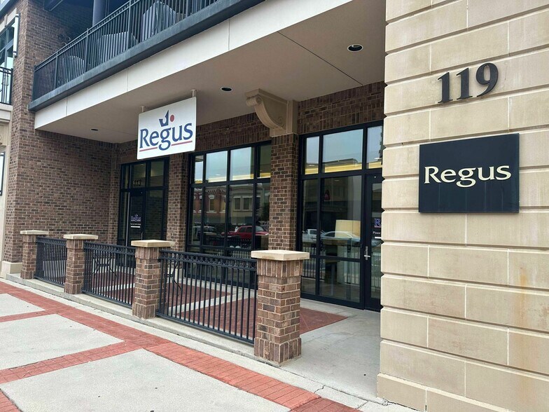 More Photos Of 113-123 S Monroe St, Tallahassee Office For Sale