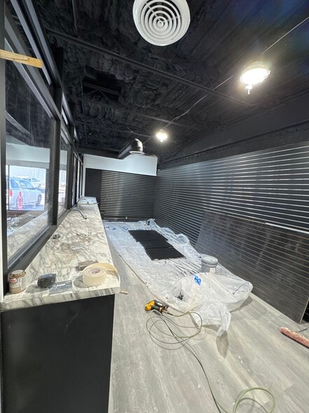 More Photos Of 5701-5707 Troost Ave, Kansas City Freestanding For Sale