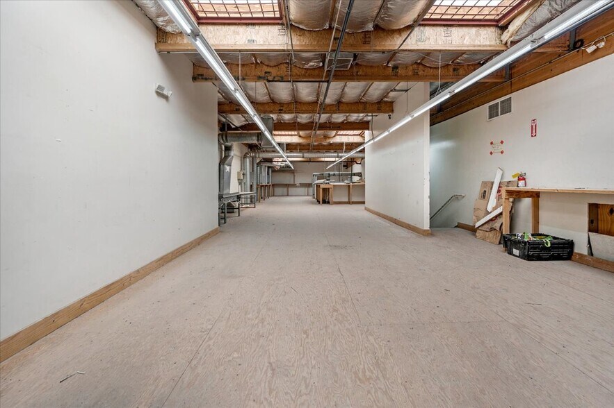 More Photos Of 580 N 11th Ave, Hanford Freestanding For Lease