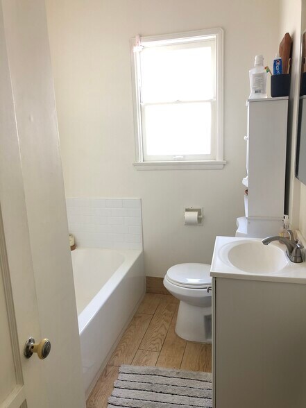 More Photos Of 707-709 Crenshaw Blvd, Los Angeles Apartments For Sale