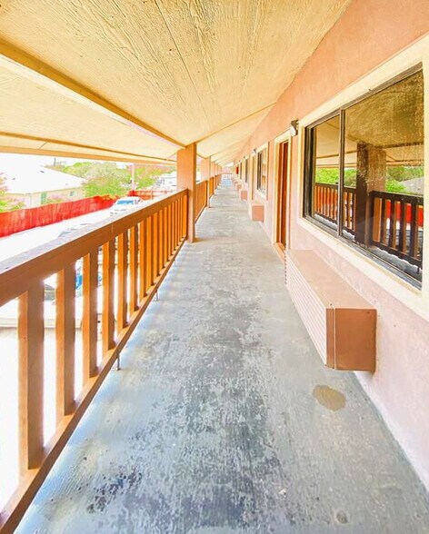 More Photos Of 1411 TX-100, Laguna Vista Hotel For Sale