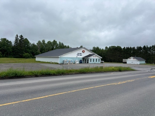 More Photos Of 256 Presque Isle rd, Ashland Supermarket For Sale