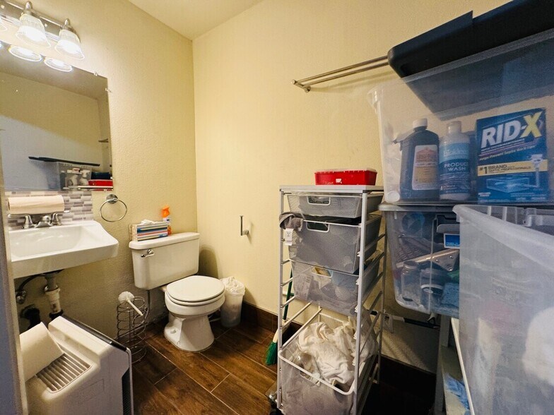 More Photos Of 8057 Raytheon Rd, San Diego Manufacturing For Sale