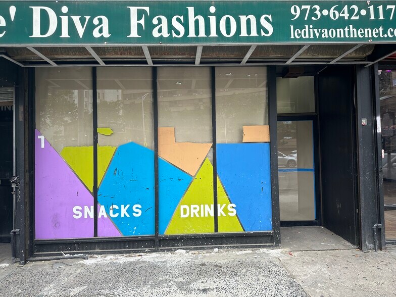 More Photos Of 583-587 Broad St, Newark Storefront Retail Office For Lease