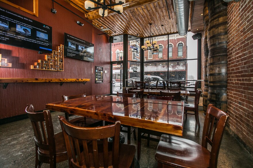 More Photos Of 163 Main St, Dubuque Restaurant For Sale