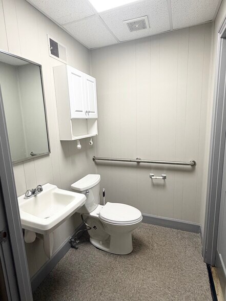 More Photos Of 321 Marble Mill Rd NW, Marietta Coworking Space