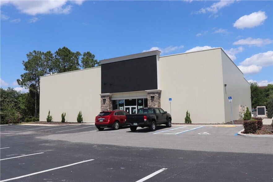 More Photos Of 13891 N Us Highway 441, Lady Lake Storefront Retail Office For Lease