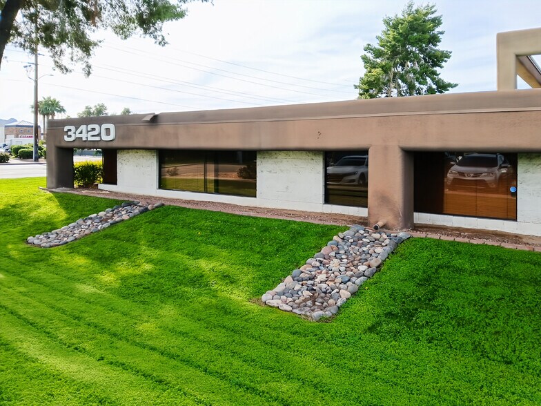 More Photos Of 3420 E Shea Blvd, Phoenix Coworking Space