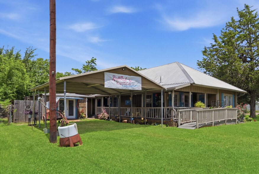 More Photos Of 9282 State Highway 75 S, New Waverly Freestanding For Sale