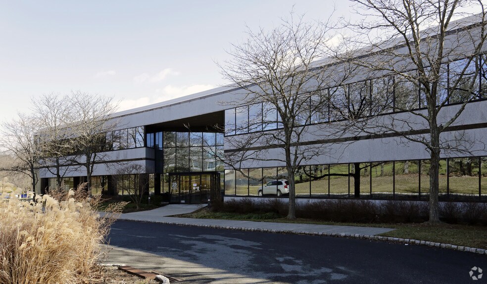 Primary Photo Of 25 Philips Pky, Montvale Office For Lease